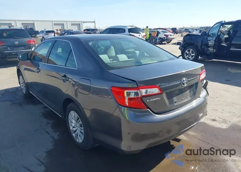 2013 Toyota Camry L z USA, uszkodzony, nr VIN 4T4BF1FK6DR311549